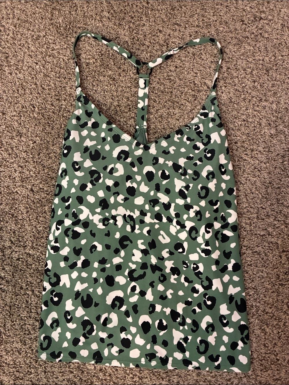 🎉 4/$25 NWT Kona Sol Green Leopard Print Racerback Camisole